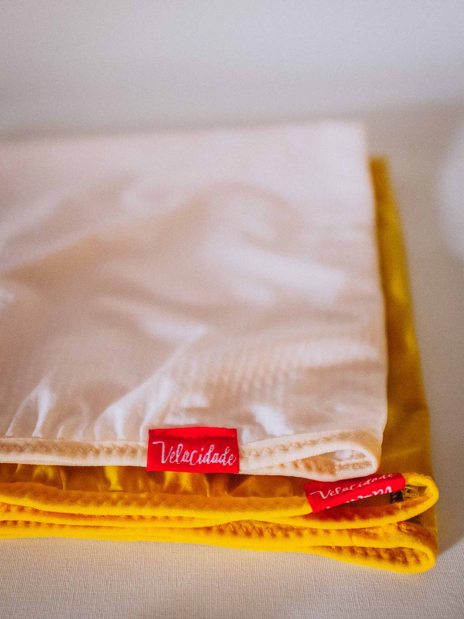 Atelier Velocidade Tour de cou ultraléger cache-cou Moutarde respirant