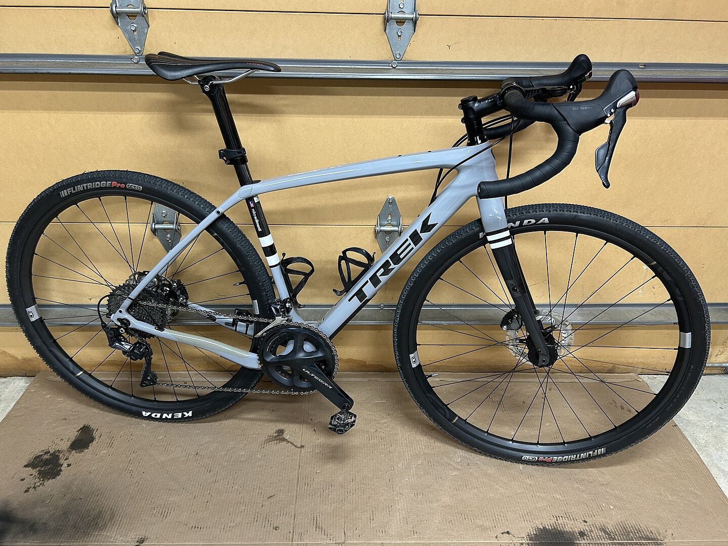 Crankbrothers Synthesis Gravel Roue Avant Carbone 700C Front