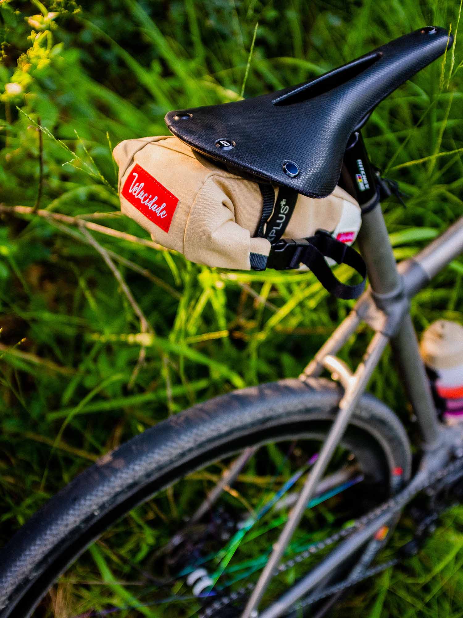 Atelier Velocidade Mini-Volcano sacoche selle Charbon