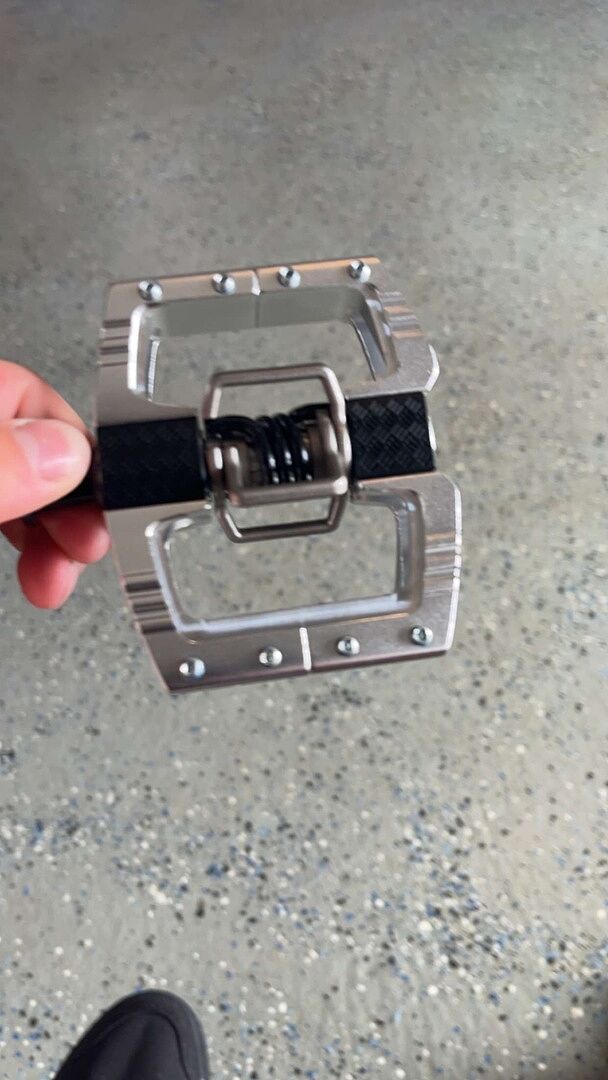 Crankbrothers Mallet DH pédales automatiques rouge DH