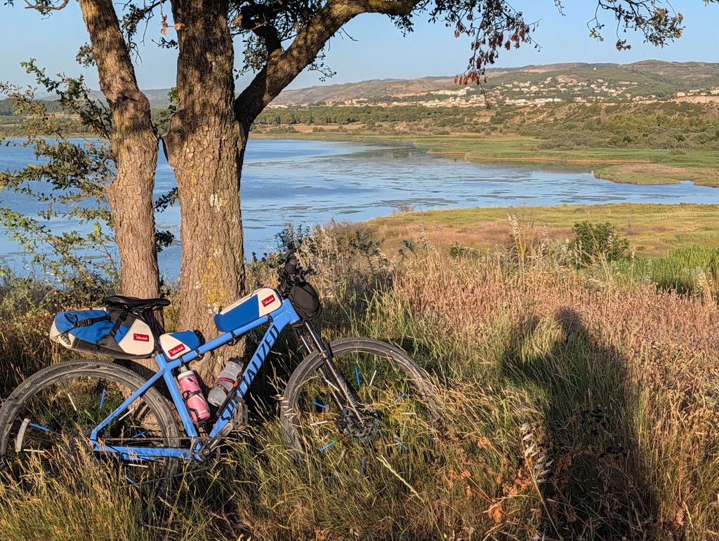 Atelier Velocidade Volcano sacoche de selle Charbon anti-éclaboussures