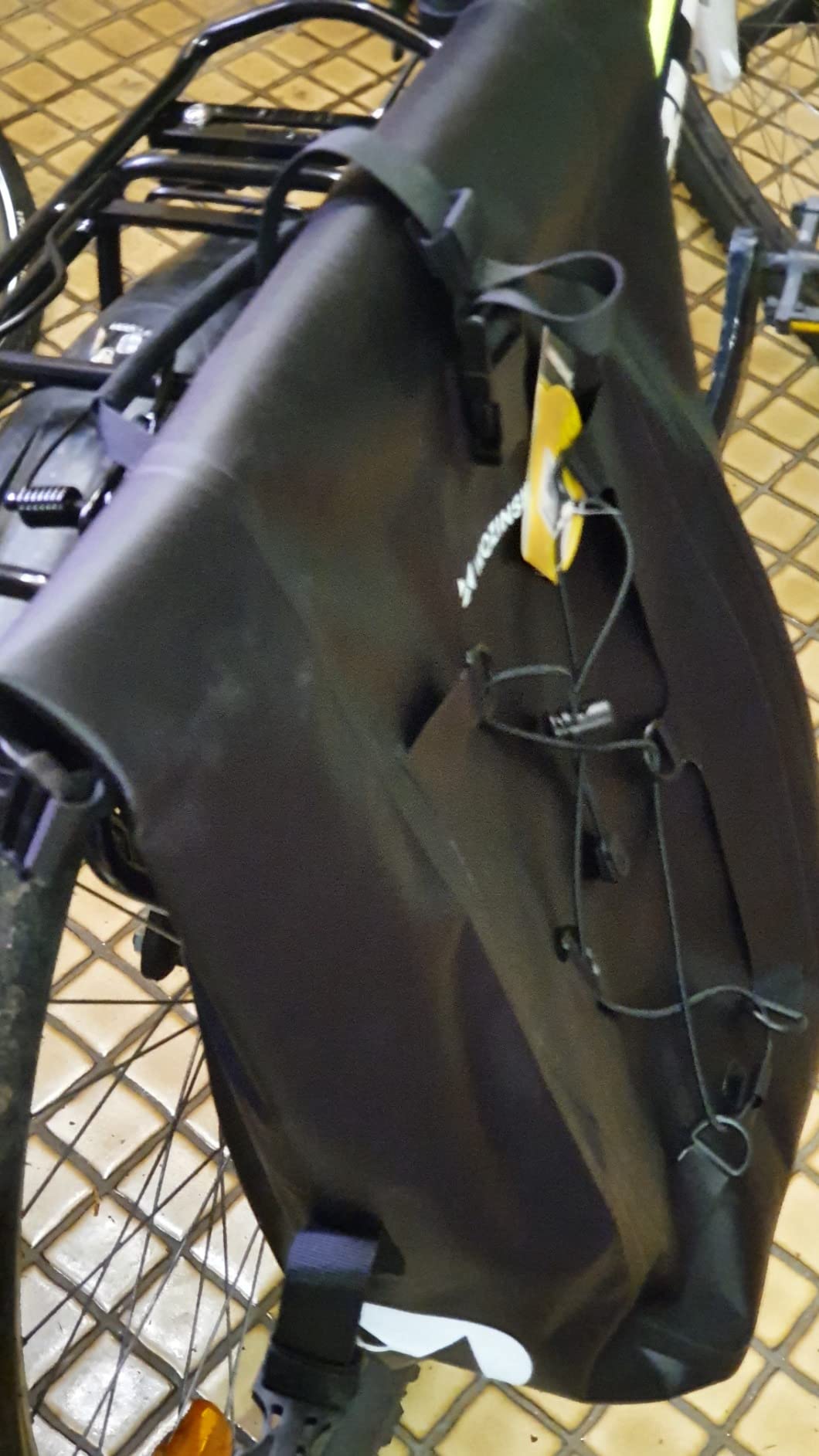 Wozinsky Sacoche Vélo Étanche 25L Noire